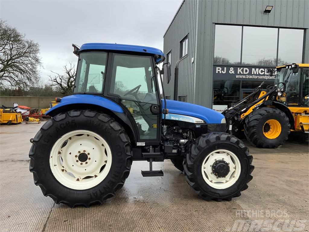 New Holland TD80D Tractor (ST19164) Autres matériels agricoles