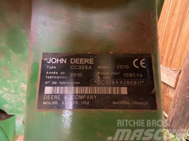 John Deere 328A Faucheuse-conditionneuse