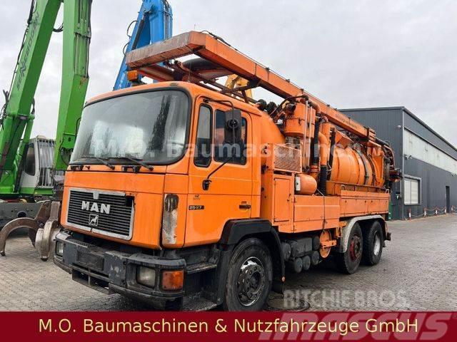 MAN 25.270 / Müller Saug u. Spühlwagen / 12.000 L / Camion aspirateur, Hydrocureur