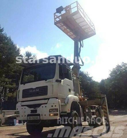 MAN TGA 18.310 4x4 AMV Platform 360 1000kg Camion nacelle