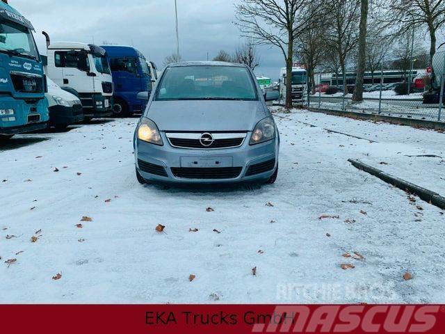 Opel Zafira B CATCH ME Now Voiture