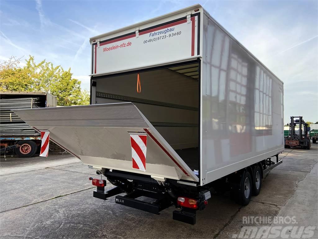Möslein TK0105D-L Weiß Tandem Koffer, Ladebordwand 1,5 t  Remorque Fourgon