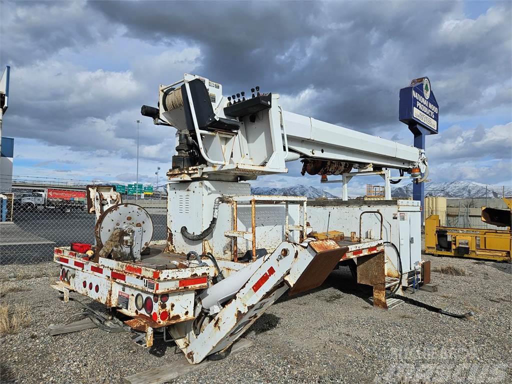 Altec D3060TR Camion foreuse