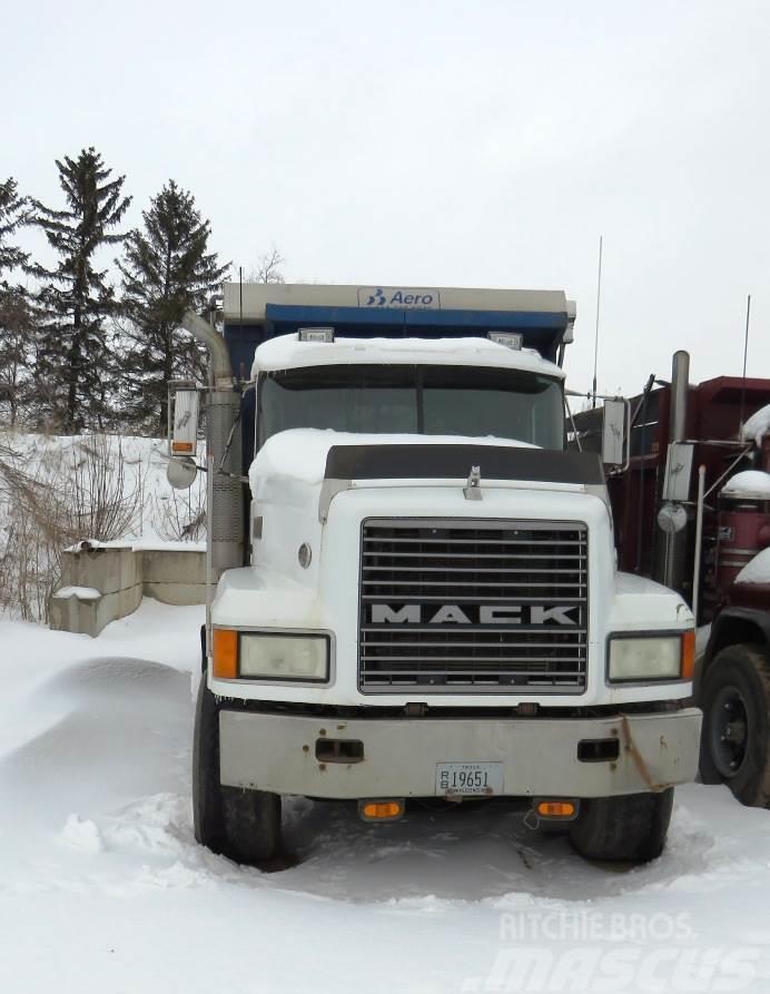 Mack CL613 Camion benne