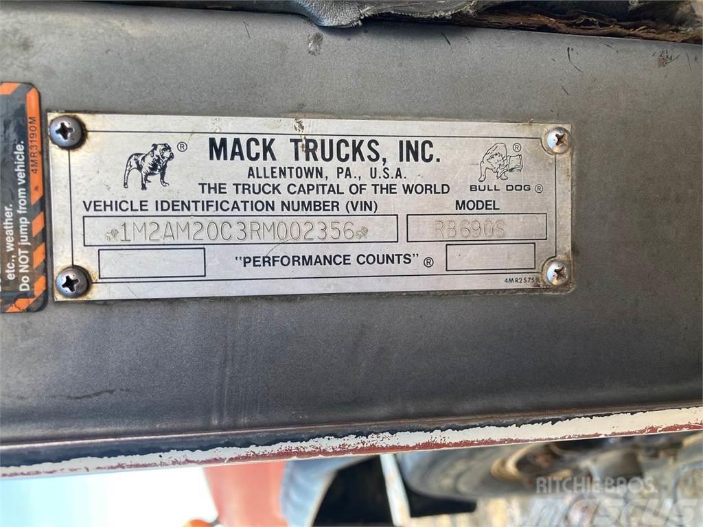 Mack RB690S Motrici cisterna