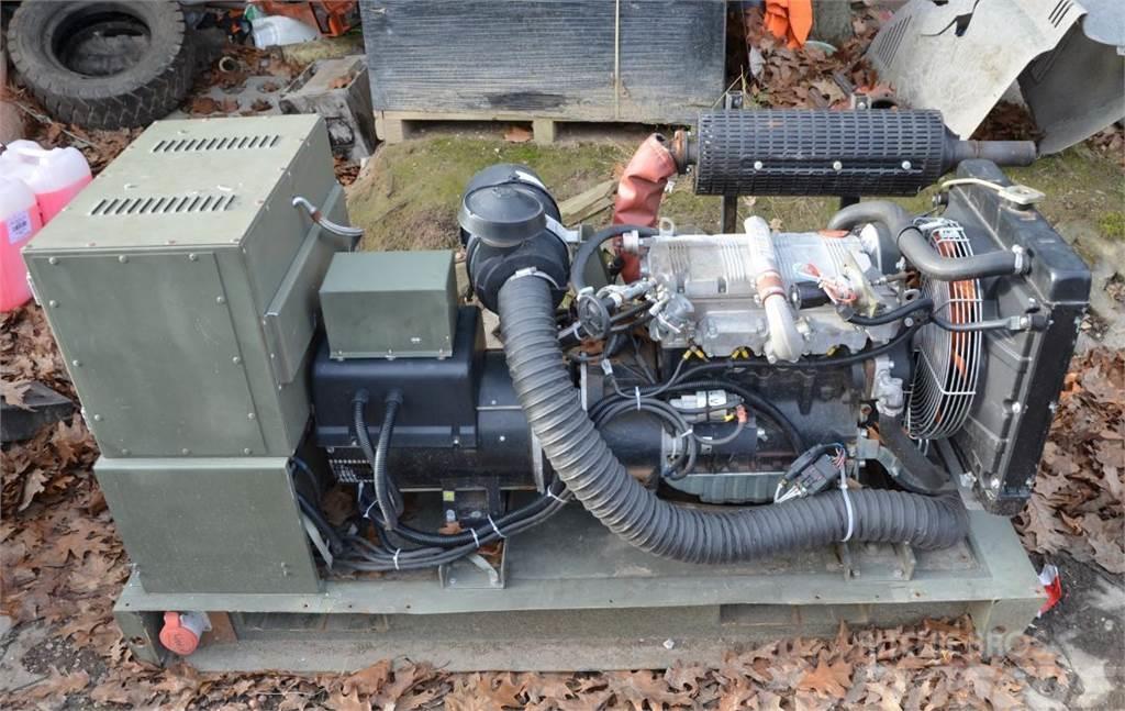  Inny Agregat Prądotwórczy Wojskowy 22 kVA Autres générateurs
