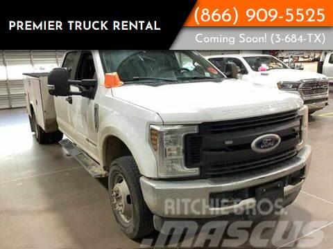 Ford F-350 Super Duty Utilitaire benne