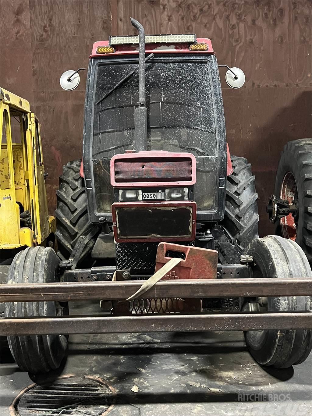 Case IH 585 Tracteur