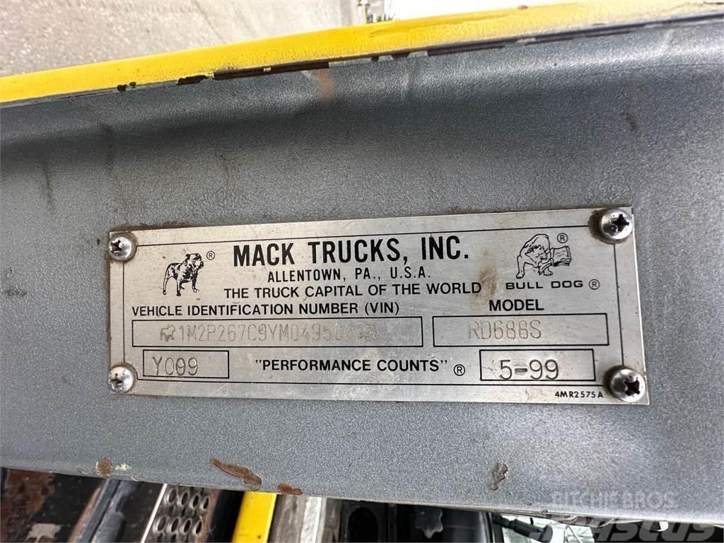Mack RD688S Camion poubelle