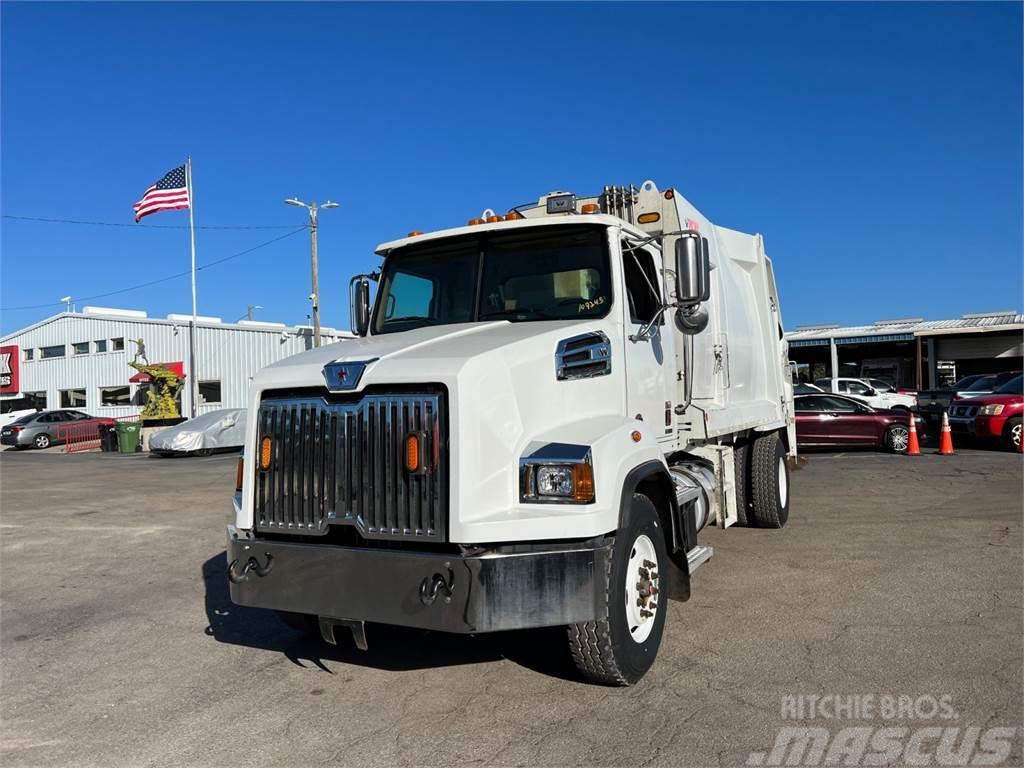 Western Star 4700SB Camion poubelle