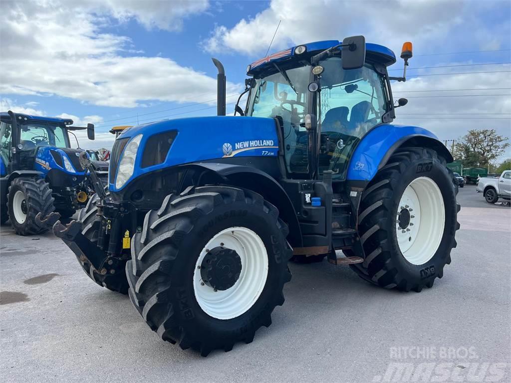 New Holland T7.235 Power Command Tracteur