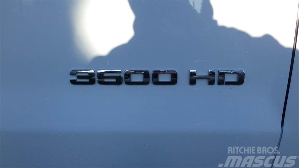 Chevrolet Silverado 3500HD Camions et véhicules municipaux