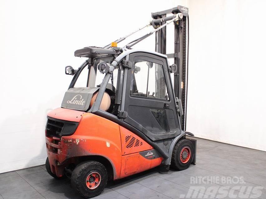 Linde H 30 CNG-02 393 Chariots GPL