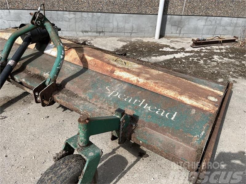 Spearhead 9FT Topper, Afpudser. Spearhead rotorklipper Faucheuse