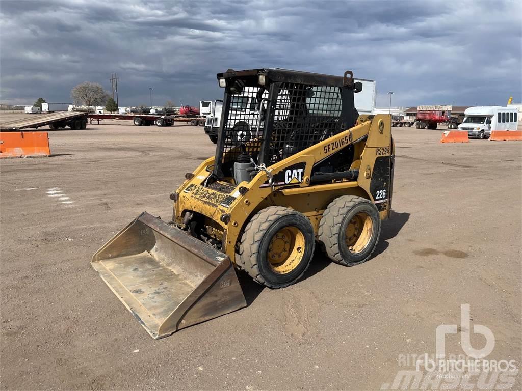CAT 226 Chargeuse compacte