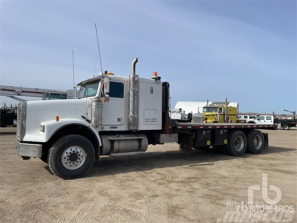 Freightliner FLD120SD Camion plateau