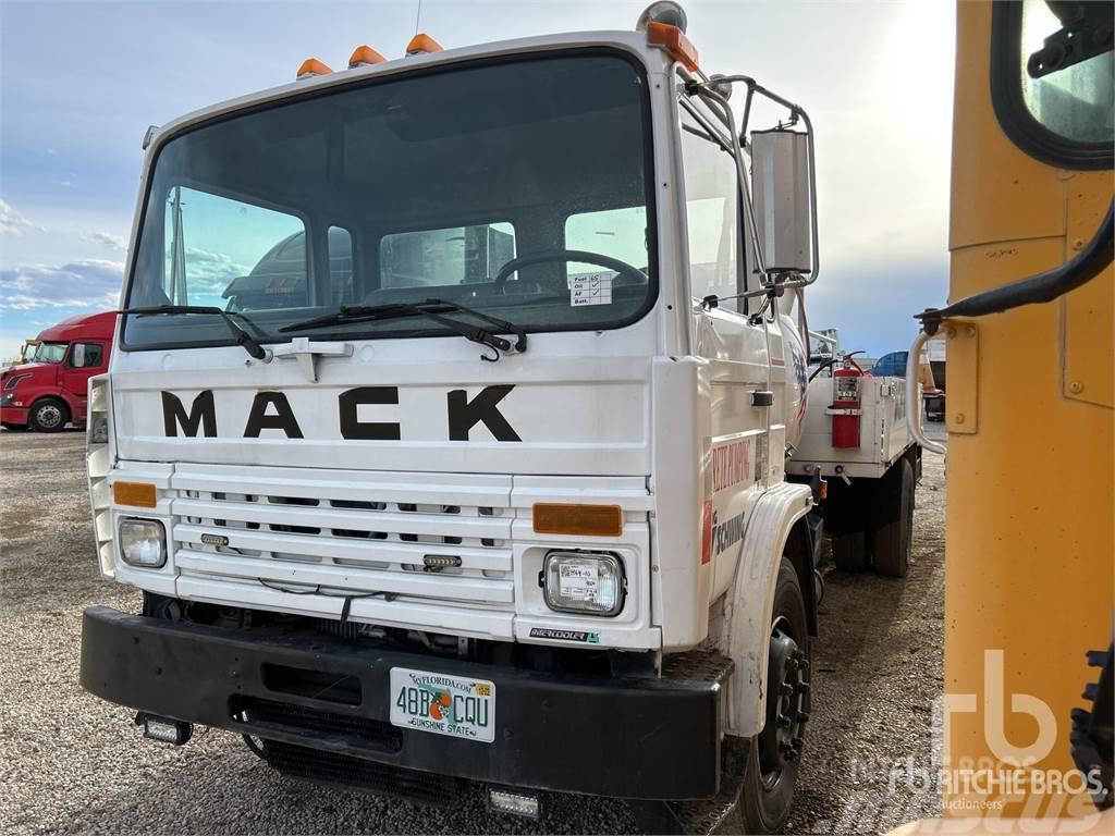 Mack MS200 Camion malaxeur
