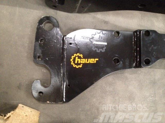 Hauer FS-3 Sidevanger MF 3070 2WD Chargeur frontal, fourche