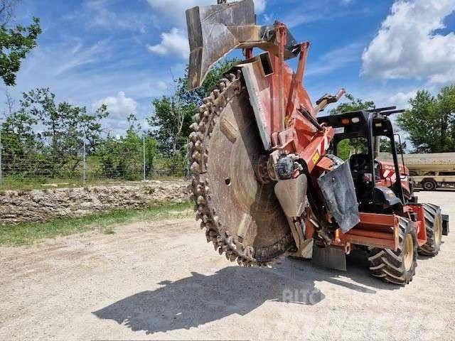Ditch Witch RT 120 Trancheuse