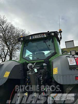 Fendt 828 VARIO S4 PROFI PLUS Tracteur