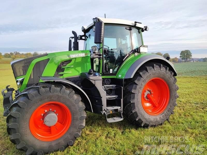 Fendt 828 VARIO S4 PROFI+ Tracteur