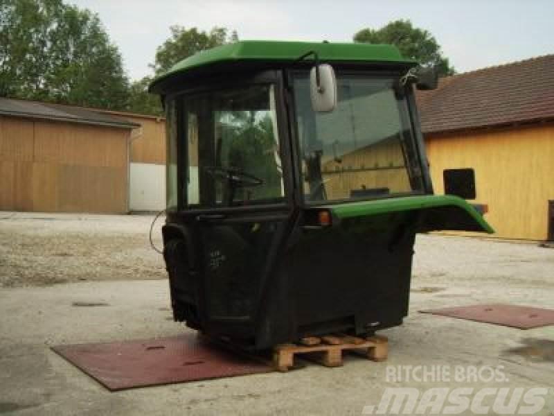 John Deere T300 bis 3650 Tracteur