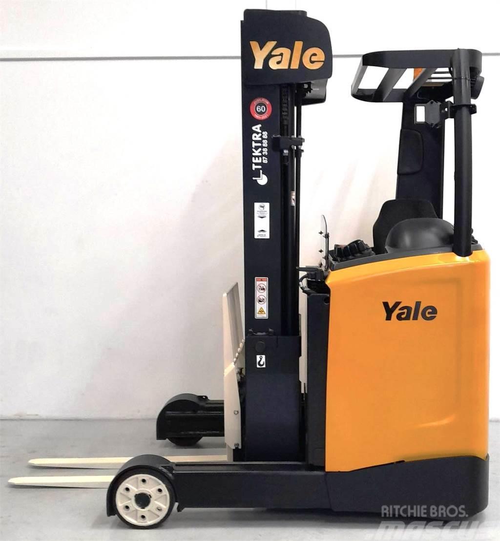 Yale MR14 Chariot à mât rétractable
