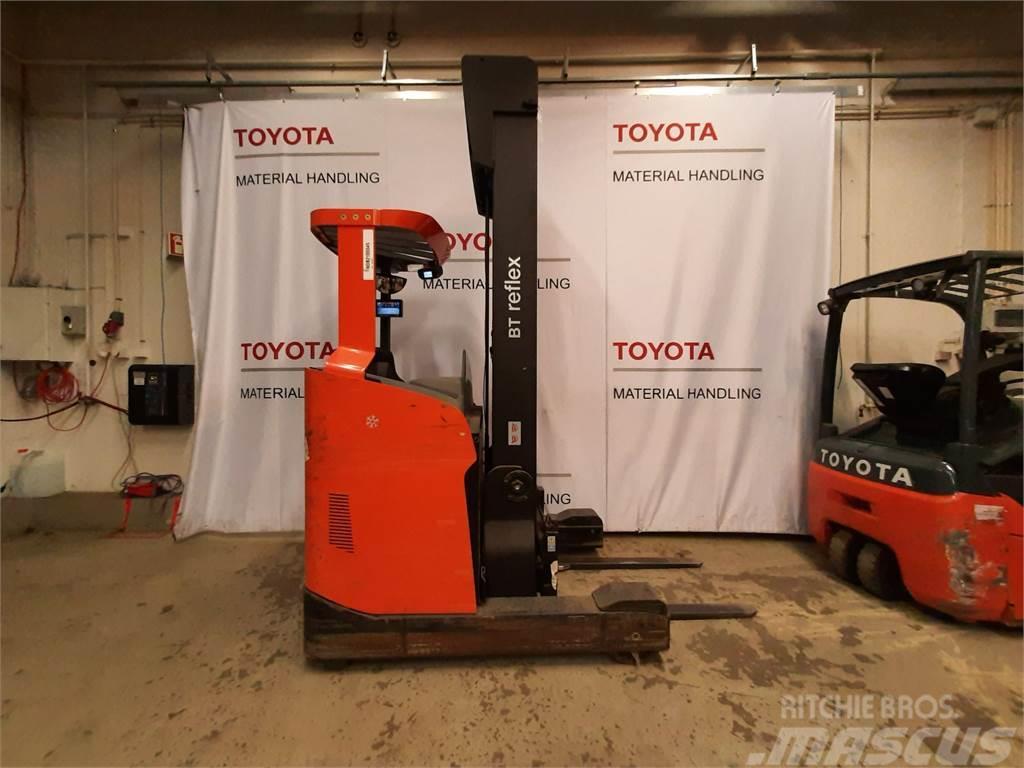 Toyota RRE160HC Chariot à mât rétractable