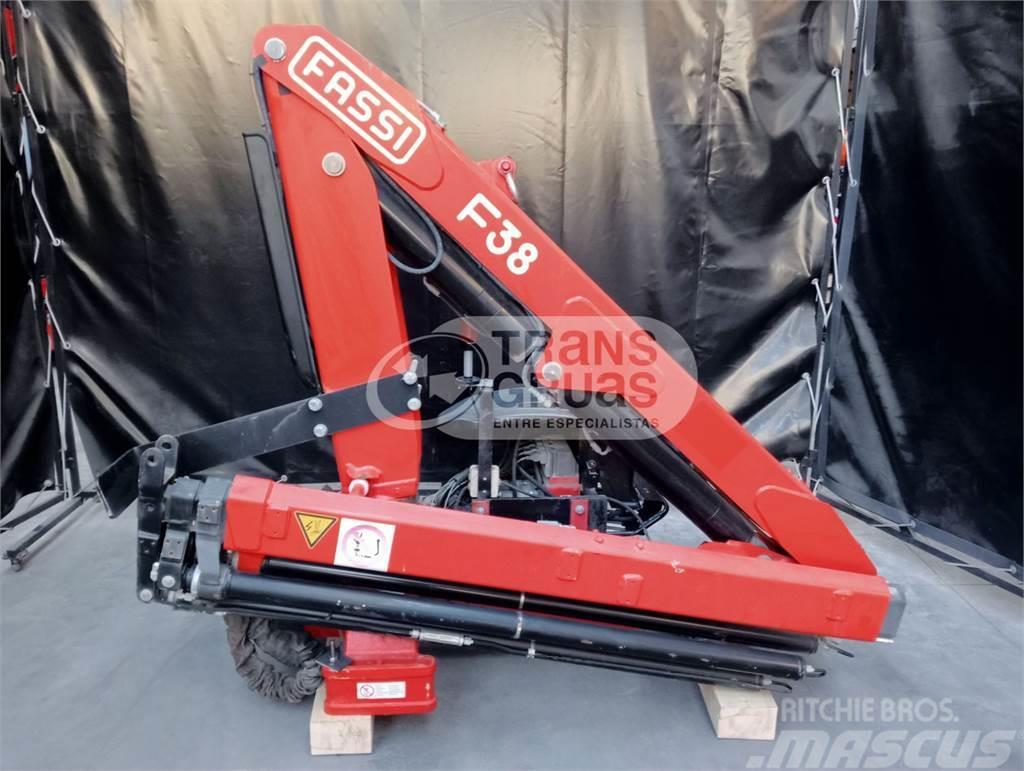 Fassi F38AF Grue auxiliaire