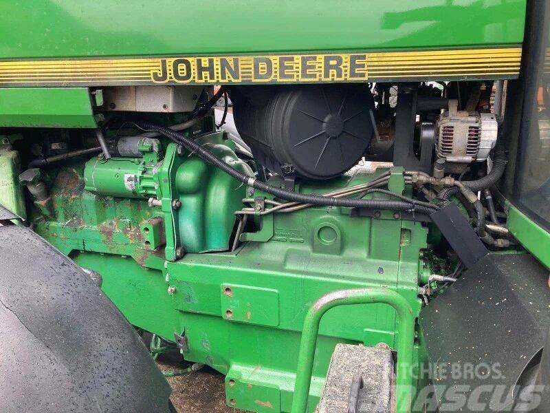 John Deere 8200 Tracteur
