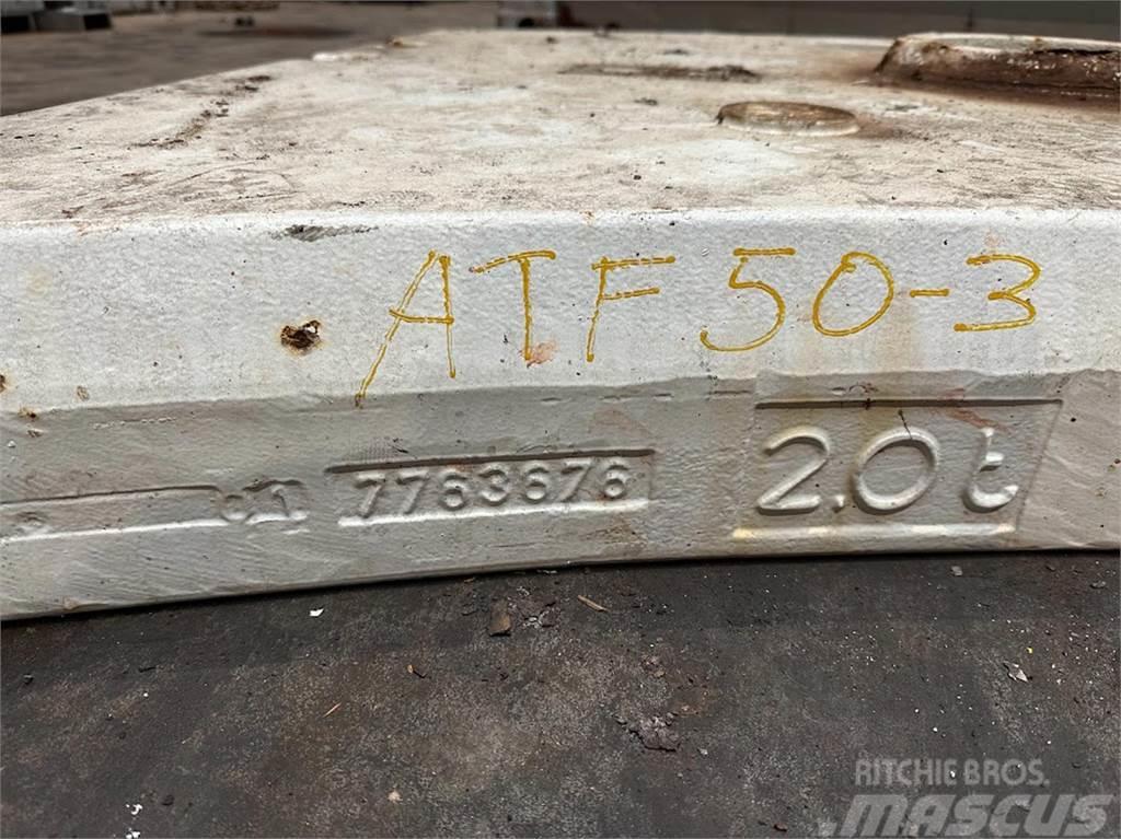 Faun ATF 50-3 counterweight 2 ton Accessoires et pièces pour grue