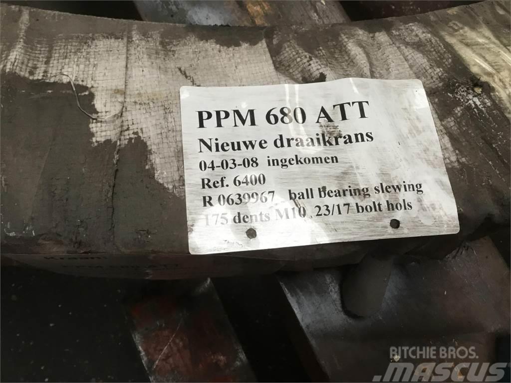 PPM 680 ATT slew ring Accessoires et pièces pour grue