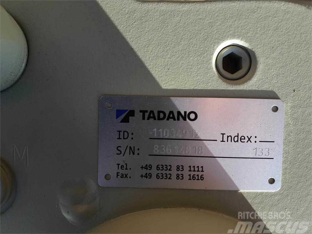 Tadano Faun Tadano AC 700 telescopic cylinder Accessoires et pièces pour grue