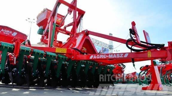 Agro-Masz AGREGAT TALERZOWY PÓŁZAWIESZANY 3m / Cultivador de Autre camion