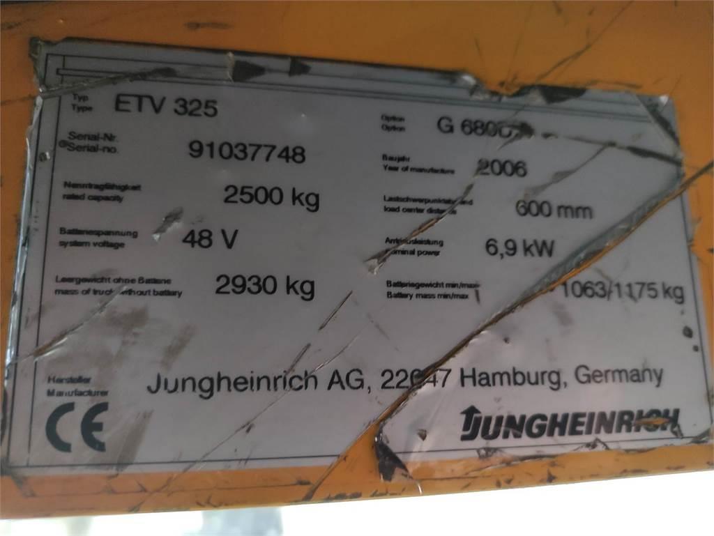 Jungheinrich ETV325 Chariot à mât rétractable